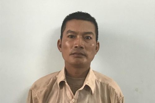 Gã đàn ông làm bé gái 15 tuổi rách thành âm đạo khi mua dâm
