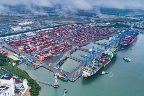 Sản lượng hàng hóa thông qua cảng biển đạt hơn 535 triệu tấn qua 9 tháng