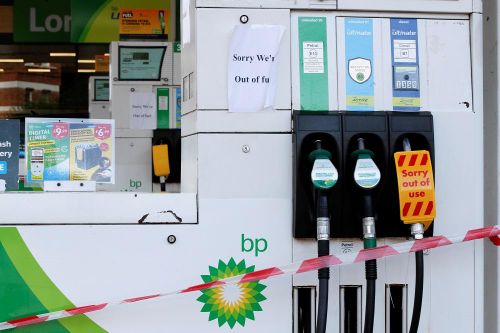 Gần 1/3 số trạm xăng của BP tại Anh đã hết nhiên liệu