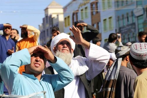 Treo cổ, chặt tay, cấm cắt tóc cạo râu...Taliban đang quay trở lại bản chất thật ở Afghanistan