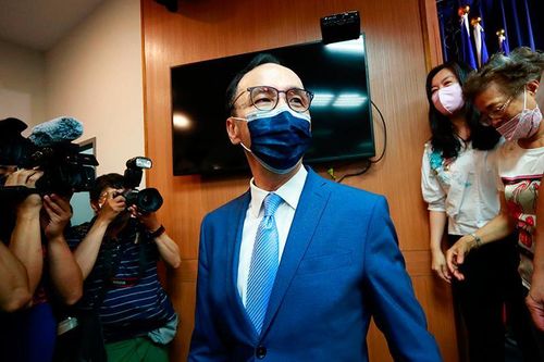 Chu Lập Luân trở thành Chủ tịch Quốc dân Đảng: 'Thập diện mai phục'