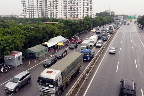 Giao thông tại các chốt cửa ngõ Hà Nội sau một tuần nới lỏng giờ ra sao?
