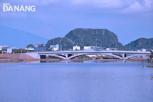 Cận cảnh dự án đường và cầu qua sông Cổ Cò trước ngày vận hành