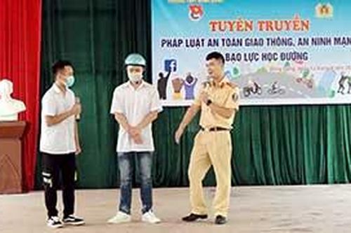 Tăng cường tuyên truyền Luật Giao thông đường bộ ngay từ đầu năm họcTin khácThông báo nội dung kỳ họp thứ tư (kỳ họp chuyên đề) HĐND tỉnh khóa XVII, nhiệm kỳ 2021- 2026Khởi nghĩa Bắc Sơn - bài học kinh nghiệm về khởi nghĩa vũ trang và xây dựng căn cứ địa 