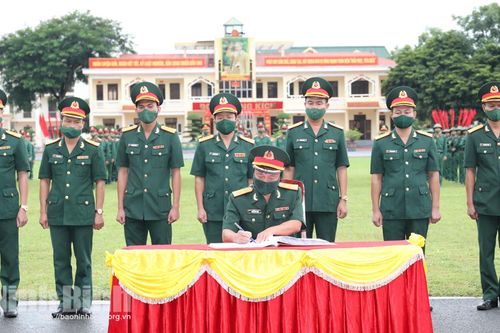 Lữ đoàn 241 phát động đợt thi đua cao điểm 'Phát huy tinh thần toàn quốc kháng chiến, quyết tâm hoàn thành xuất sắc nhiệm vụ năm 2021'