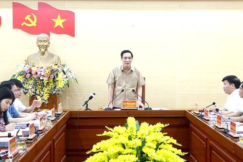 Thường trực HĐND tỉnh giám sát thực hiện quy định pháp luật về đất đai tại thị xã Phú Thọ