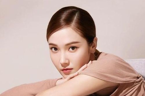 Vay vốn không trả, thương hiệu thời trang của Jessica (SNSD) đối mặt với vụ kiện triệu đô