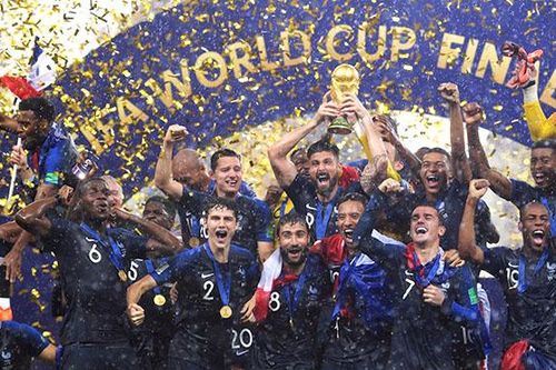 World Cup hai năm một lần: Một ý tưởng điên rồ!