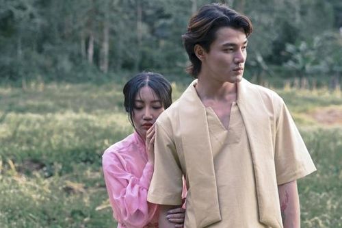 'Em hát ai nghe' - Có đáng nghe?