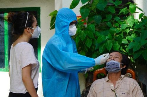 Bộ Y tế trả lời về cấp mã số cho F0 qua test nhanh ở TP Hồ Chí Minh