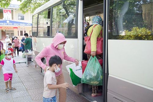 Quảng Trị cách ly tập trung 81 học sinh, giáo viên liên quan F0 ở Cam Lộ