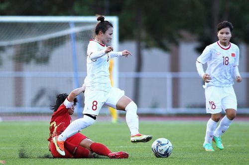 ĐT nữ Việt Nam rộng cửa đi tiếp sau khi Tajikistan chỉ thắng 4-0 Maldives