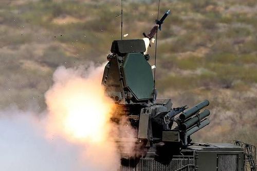 Hệ thống Pantsir S của Nga tại căn cứ Khmeimim bắn rơi máy bay khủng bố
