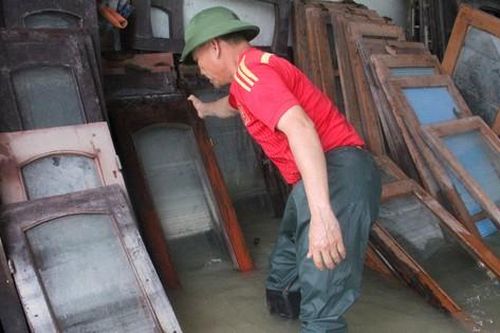 Đo được lượng mưa lớn nhất trong 25 năm qua ở rốn lũ Nghệ An