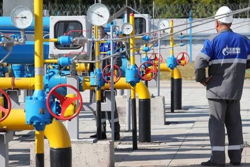 Ukraine phản ứng mạnh trước thỏa thuận cung cấp khí đốt dài hạn của Gazprom với Hungary