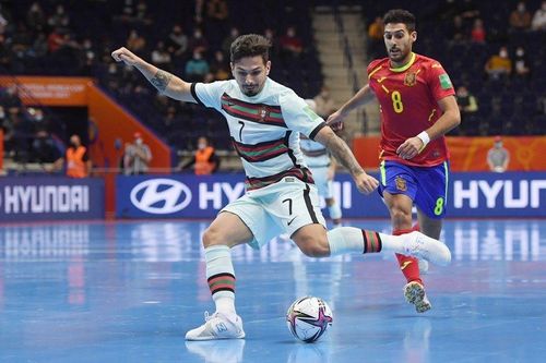 Xác định 2 cặp đấu vòng bán kết World Cup Futsal 2021