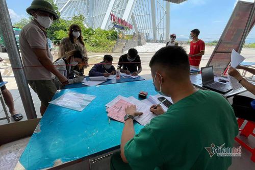 Quảng Ninh chuyển trạng thái thích ứng an toàn, linh hoạt kiểm soát dịch