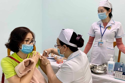 Tiếp nhận thêm 11.700 liều vắc xin Pfizer