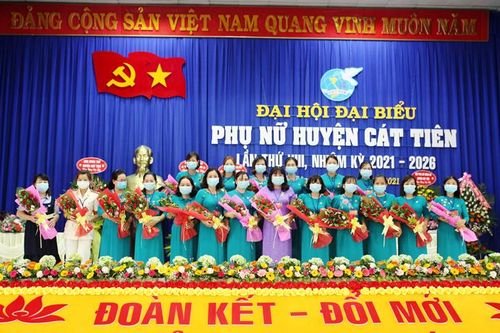 Đại hội Đại biểu Hội LHPN huyện Cát Tiên lần thứ VIII