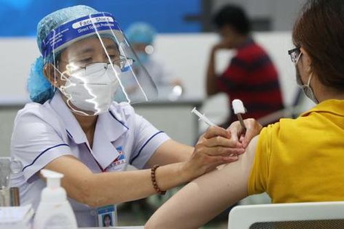 TP.HCM tiếp tục triển khai tiêm vaccine Pfizer cho người dân