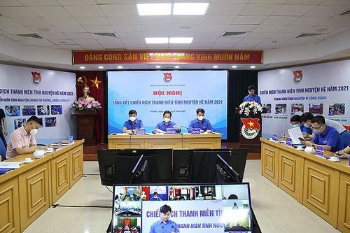Gần 2,4 triệu lượt thanh niên tình nguyện tham gia chống dịch dịp hè