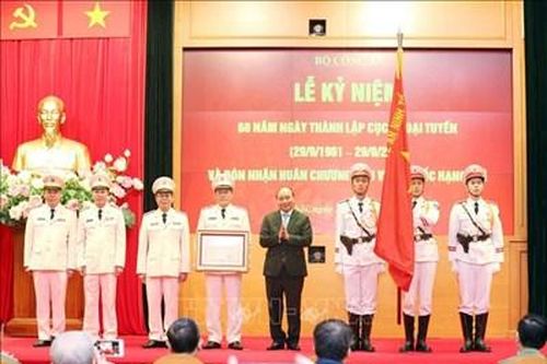 Lực lượng ngoại tuyến Công an nhân dân kỷ niệm 60 năm Ngày thành lập