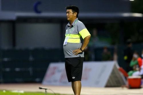 CLB TP Hồ Chí Minh có quyết định chưa từng có trên 'ghế nóng'