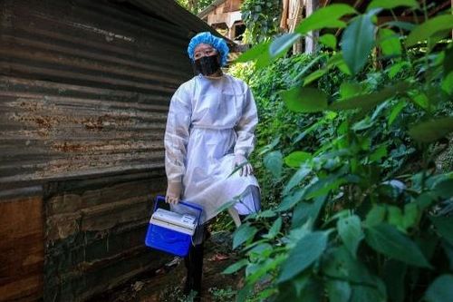 Covid-19 ở Đông Nam Á: Malaysia chi 1,1 tỷ USD mua vaccine, ca mắc mới cao kỷ lục, Singapore vẫn kiên định mở cửa nền kinh tế