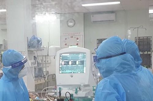 Bão Cytokine tấn công người trẻ mắc COVID-19
