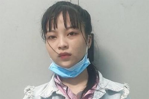 Bắt đối tượng trốn truy nã xinh như 'hot girl'
