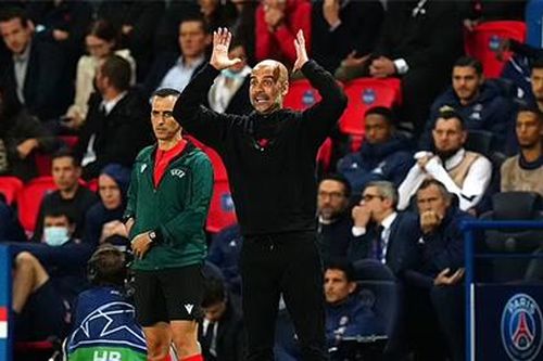 Pep Guardiola choáng ngợp trước tuyệt phẩm của Messi