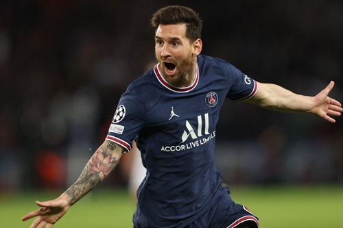 Messi gia tăng thành tích ghi bàn vô tiền khoáng hậu