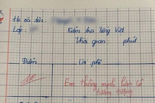 Trả lời câu 'từ nào bỏ dấu sắc giữ nguyên nghĩa', bé gái tiểu học đưa ra đáp án khiến cô giáo ngợi khen