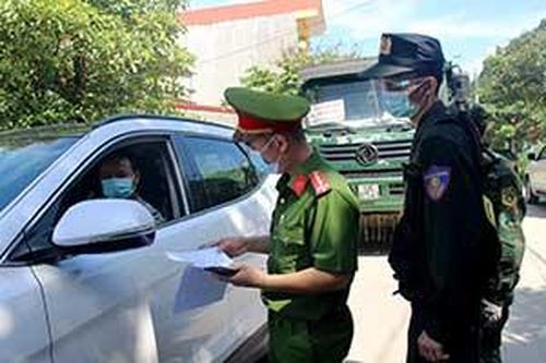 Cảnh sát cơ động: Góp sức thực hiện 'nhiệm vụ kép'Tin khácVững vàng trên trận tuyến chống 'giặc lửa'Thông tin về đầu mối liên lạc, ứng trực 24/24 giờ hỗ trợ công dân nước ngoài của Sở Ngoại vụ tỉnh Lạng Sơn