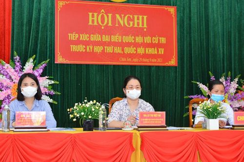 Đại biểu Quốc hội tiếp xúc cử tri huyện Hàm Yên, Yên Sơn