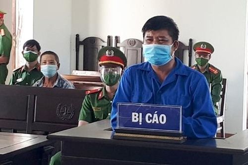 Khởi tố một 'võ sư' tự phong đánh mẹ ruột gây thương tích
