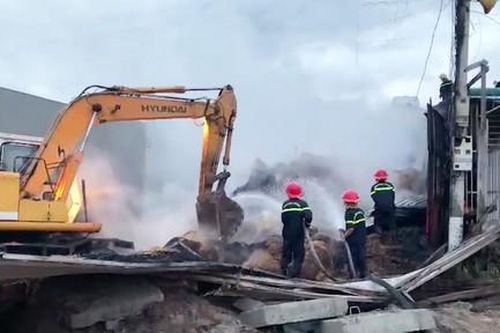 Luôn xứng đáng với sự tin yêu của nhân dân