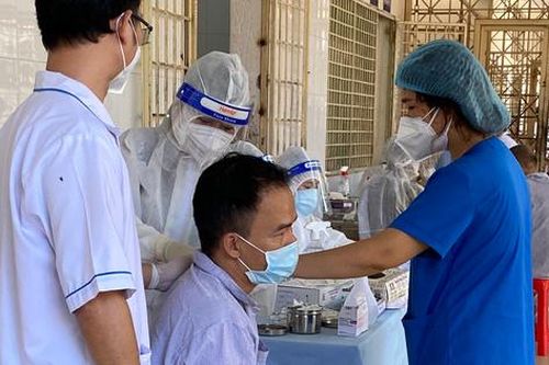 Thêm 'lá chắn' trước dịch COVID-19 ở nơi điều trị hàng ngàn bệnh nhân tâm thần