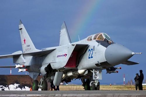 Vì sao Nga trang bị tên lửa tầm ngắn R-74 cho tiêm kích tầm xa MiG-31?