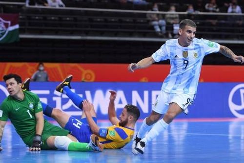 Ghi 2 bàn trong 1 phút, Argentina loại Brazil tại bán kết Futsal World Cup 2021