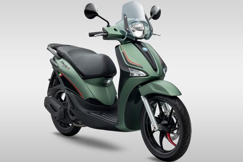 Phiên bản Piaggio Liberty S 125 có sẵn kính chắn gió giá 62 triệu đồng