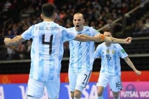 Thắng kịch tính Brazil, Argentina vào chung kết FIFA Futsal World Cup 2021