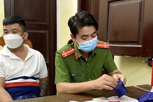 Quảng Bình: Bắt 3 đối tượng tàng trữ hơn 11.000 viên ma túy tổng hợp