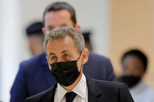 Cựu Tổng thống Pháp Sarkozy bị kết án cung cấp tài chính bất hợp pháp
