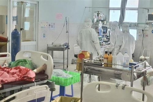 Thành phố Hồ Chí Minh: Các bệnh viện dã chiến bắt đầu vắng bệnh nhân
