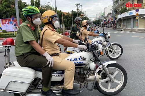 Công an TP Hồ Chí Minh ra quân đảm bảo an ninh trật tự