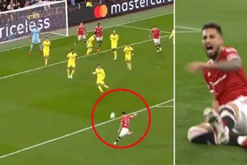 Telles 'sao chép' khoảnh khắc thiên tài của Robben