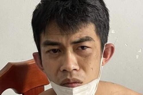 Bắt kẻ giết người trốn truy nã mang theo súng rulo