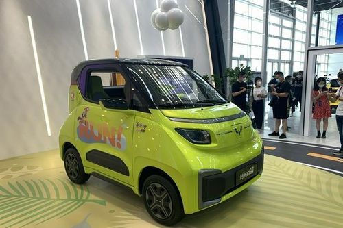 Khám phá mẫu ô tô điện 2 chỗ, giá chỉ 210 triệu đồng