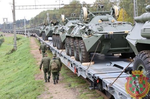 Nga viện trợ số lượng cực lớn BTR-82A cho đồng minh cốt lõi